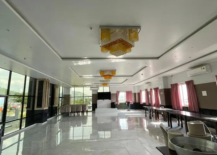 Glr Hills Hotel
